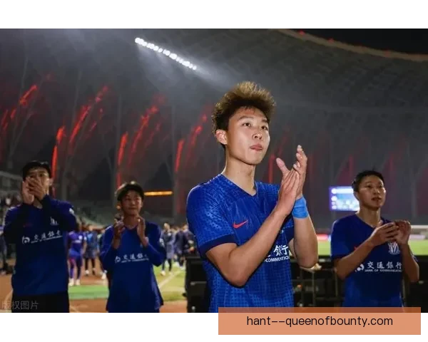 上海申花小将金顺凯热身赛不幸锁骨骨折情况通报